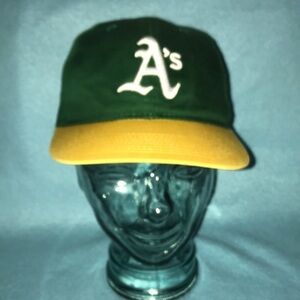 VINTAGE A’s MLB baseball hat Oakland A’s adjustable strap